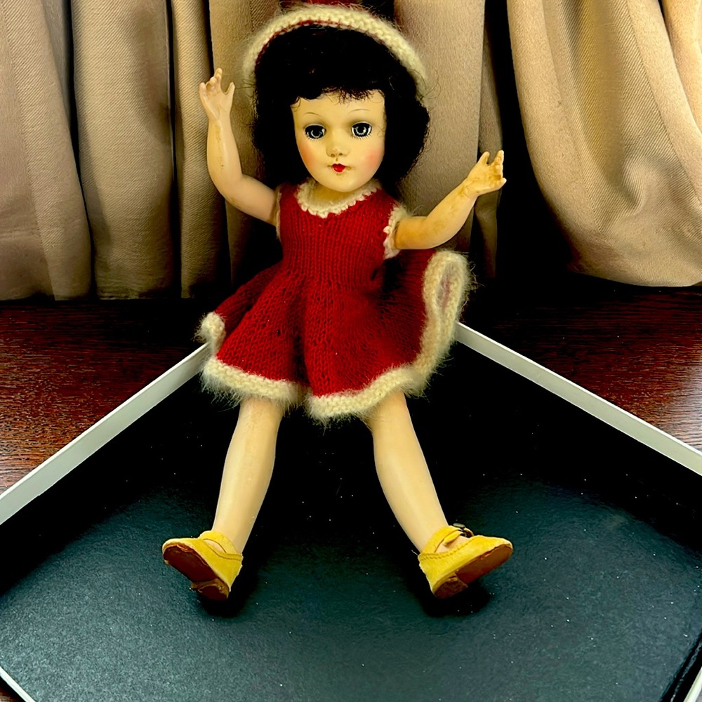 14 inch. Original Mary Hoyer doll.